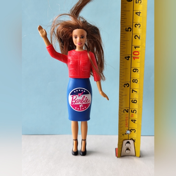 4/$20💥Barbie Mattel 2020 Vote Doll Burger King Toy Plastic Action Figurine - Picture 4 of 4